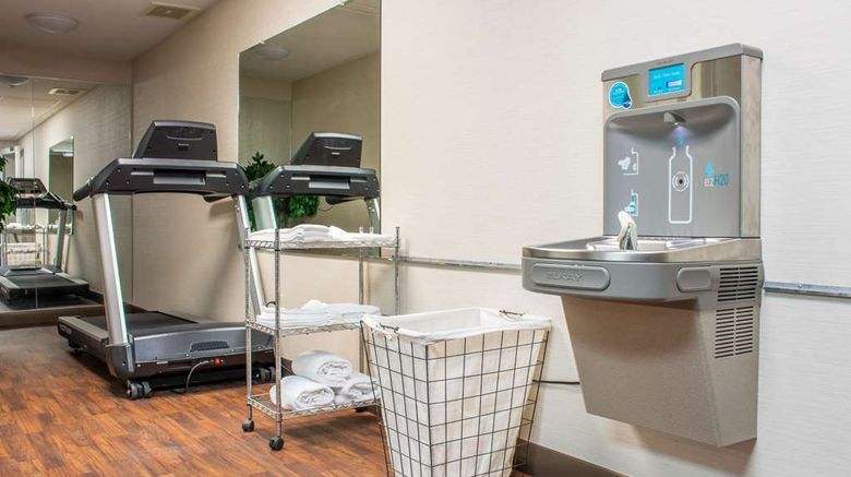 <b>Comfort Inn Dickson Health</b>. Images powered by <a href="https://iceportal.shijigroup.com/" title="IcePortal" target="_blank">IcePortal</a>.