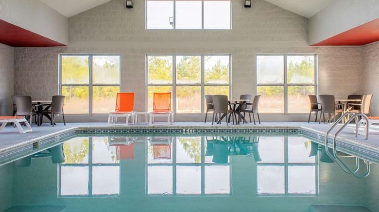 <b>Comfort Inn Dickson Pool</b>. Images powered by <a href="https://iceportal.shijigroup.com/" title="IcePortal" target="_blank">IcePortal</a>.