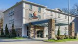 Comfort Suites Airport Exterior