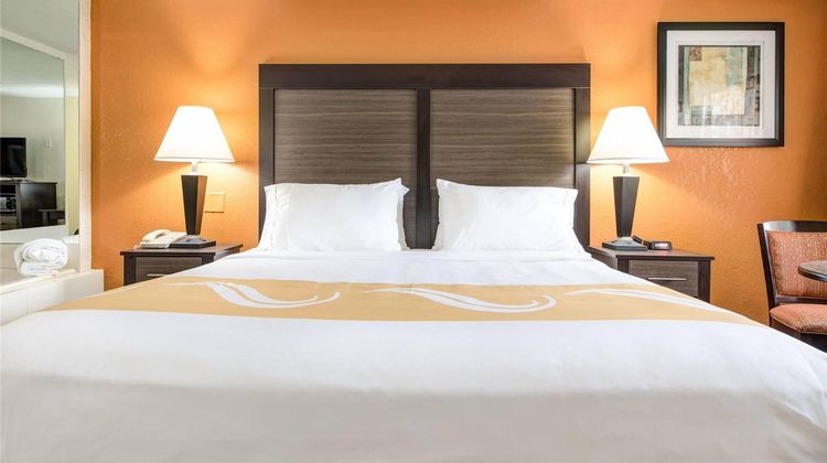 Quality Inn Creekside Room
