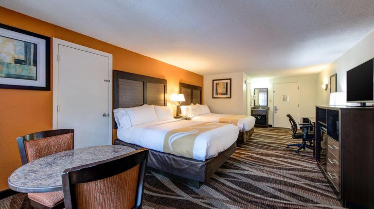 Quality Inn Creekside Room