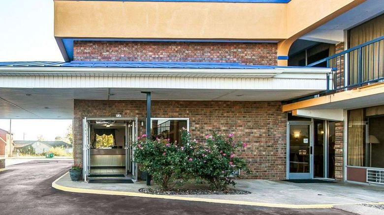 <b>Rodeway Inn Sweetwater Exterior</b>. Images powered by <a href="https://iceportal.shijigroup.com/" title="IcePortal" target="_blank">IcePortal</a>.