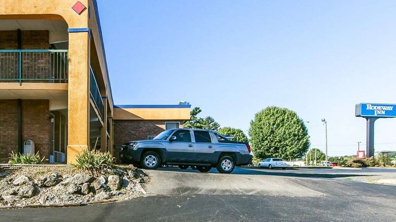 <b>Rodeway Inn Sweetwater Exterior</b>. Images powered by <a href="https://iceportal.shijigroup.com/" title="IcePortal" target="_blank">IcePortal</a>.
