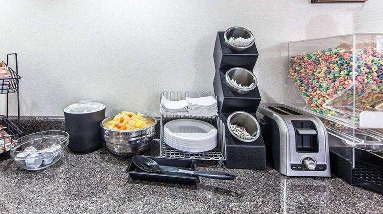 <b>Rodeway Inn Sweetwater Restaurant</b>. Images powered by <a href="https://iceportal.shijigroup.com/" title="IcePortal" target="_blank">IcePortal</a>.