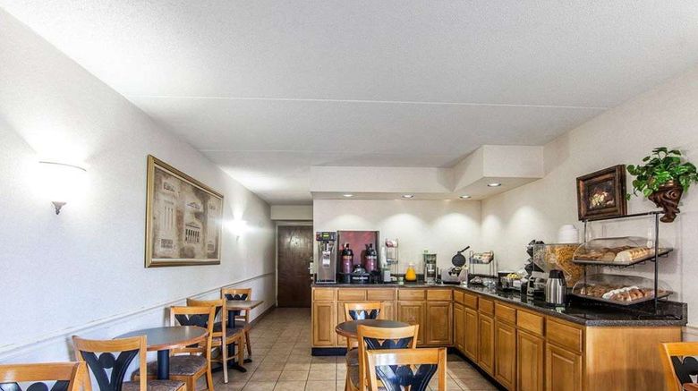 <b>Rodeway Inn Sweetwater Restaurant</b>. Images powered by <a href="https://iceportal.shijigroup.com/" title="IcePortal" target="_blank">IcePortal</a>.
