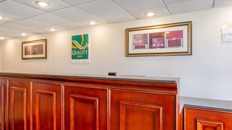 Quality Inn Lobby