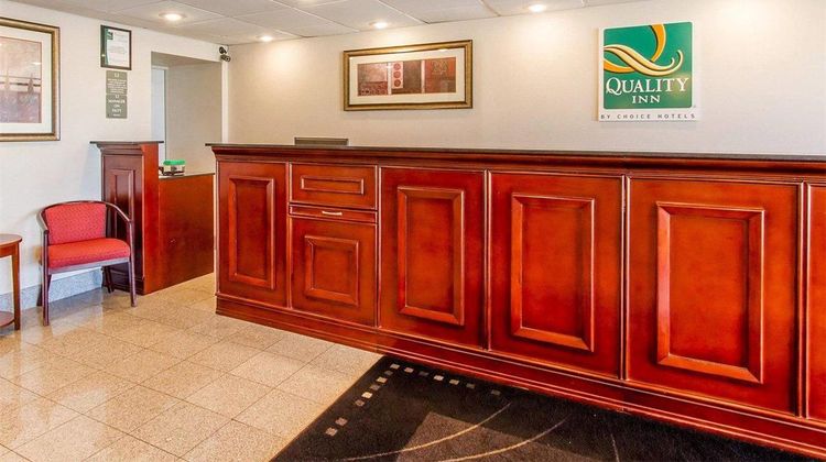 Quality Inn Lobby