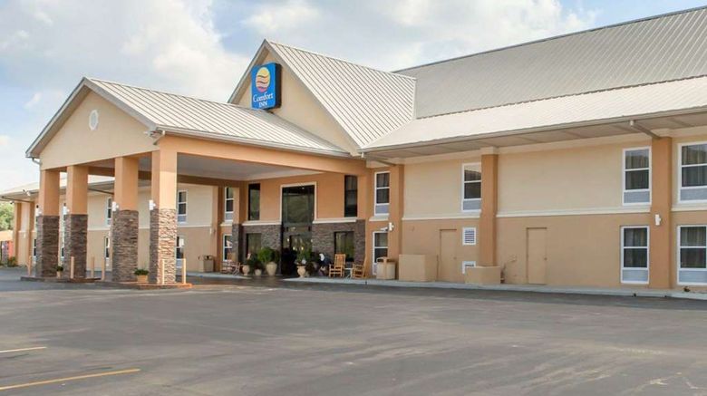 <b>Comfort Inn Exterior</b>. Images powered by <a href="https://iceportal.shijigroup.com/" title="IcePortal" target="_blank">IcePortal</a>.