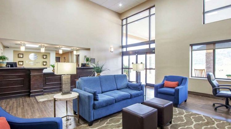 Comfort Inn Lobby