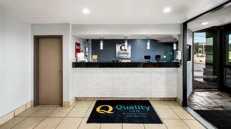 <b>Quality Inn Bulls Gap Lobby</b>. Images powered by <a href="https://iceportal.shijigroup.com/" title="IcePortal" target="_blank">IcePortal</a>.