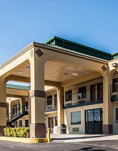 Econo Lodge Inn & Suites Southeast