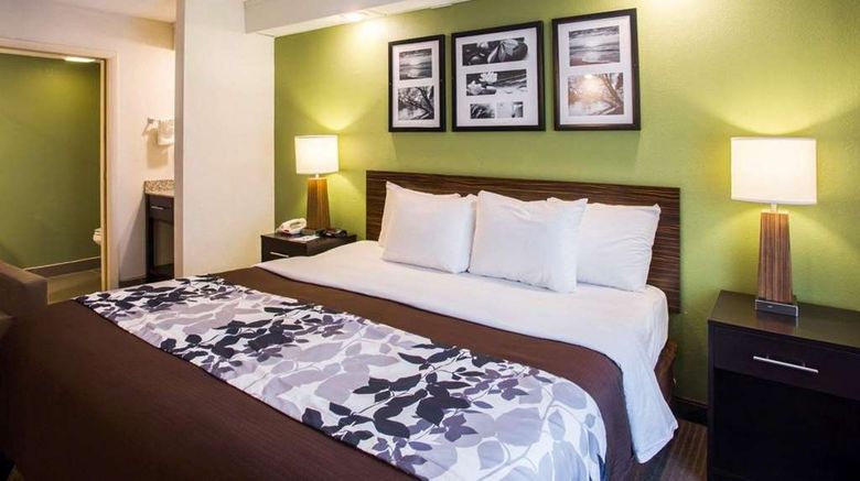 <b>Sleep Inn Room</b>. Images powered by <a href="https://iceportal.shijigroup.com/" title="IcePortal" target="_blank">IcePortal</a>.