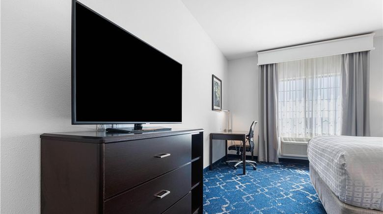 <b>Best Western Plus New Richmond Inn/Stes Room</b>. Images powered by <a href="https://iceportal.shijigroup.com/" title="IcePortal" target="_blank">IcePortal</a>.