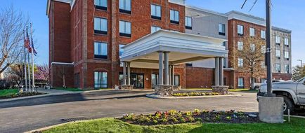 Comfort Suites Murfreesboro Shopping District Exterior