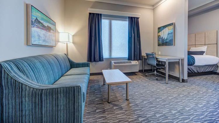Best Western Premier Peppertree Inn Suite