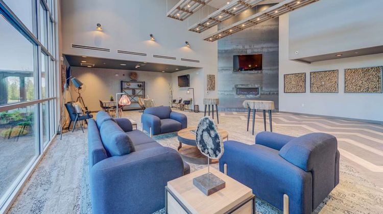 Best Western Premier Peppertree Inn Lobby