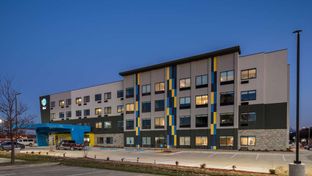 Tru by Hilton Garland/Richards