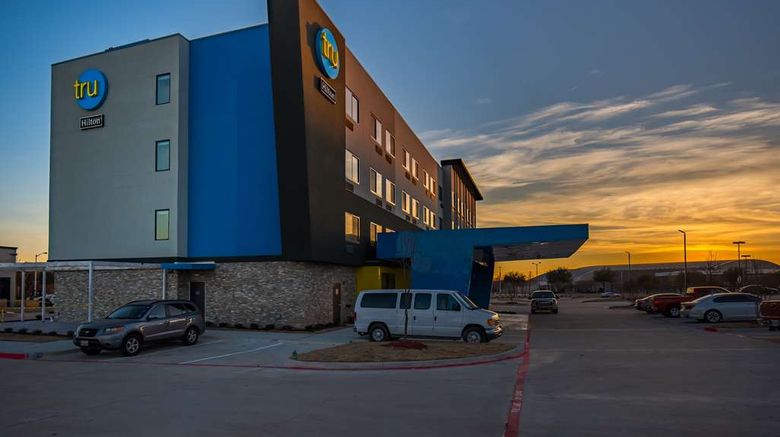 <b>Tru by Hilton Garland/Richards Exterior</b>. Images powered by <a href="https://iceportal.shijigroup.com/" title="IcePortal" target="_blank">IcePortal</a>.