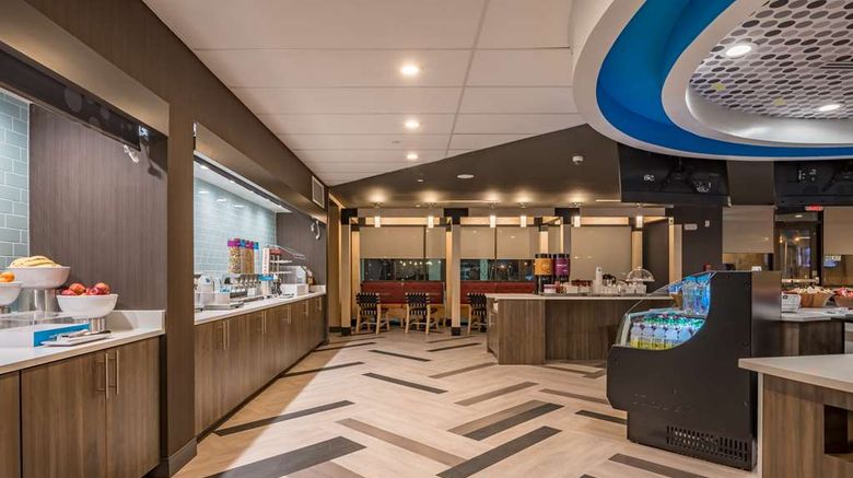 <b>Tru by Hilton Garland/Richards Restaurant</b>. Images powered by <a href="https://iceportal.shijigroup.com/" title="IcePortal" target="_blank">IcePortal</a>.