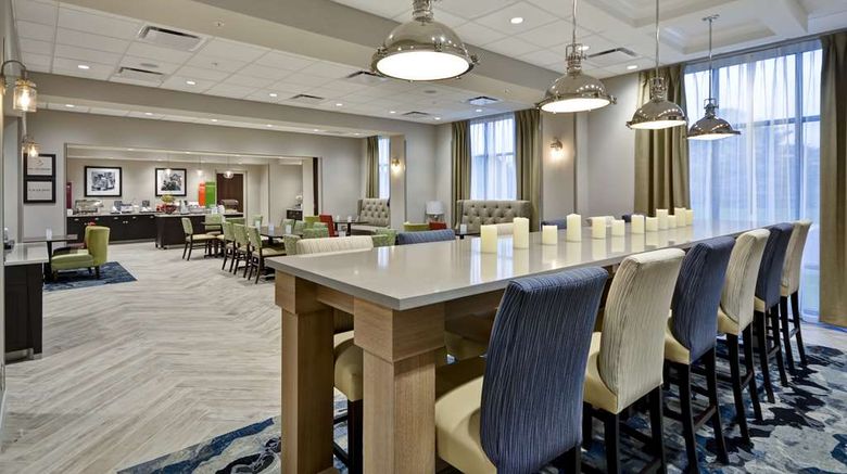 <b>Hampton Inn Livonia Detroit Restaurant</b>. Images powered by <a href="https://iceportal.shijigroup.com/" title="IcePortal" target="_blank">IcePortal</a>.