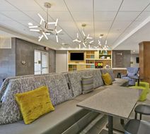 Home2 Suites by Grand Rapids North Lobby