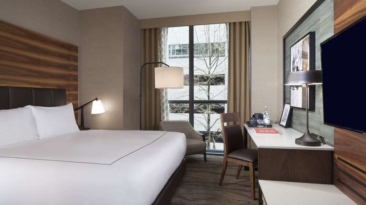 The Porter Portland, Curio Collection Room