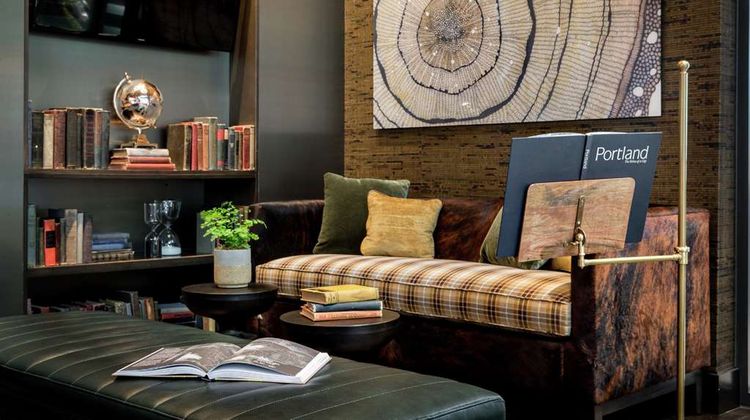 The Porter Portland, Curio Collection Lobby