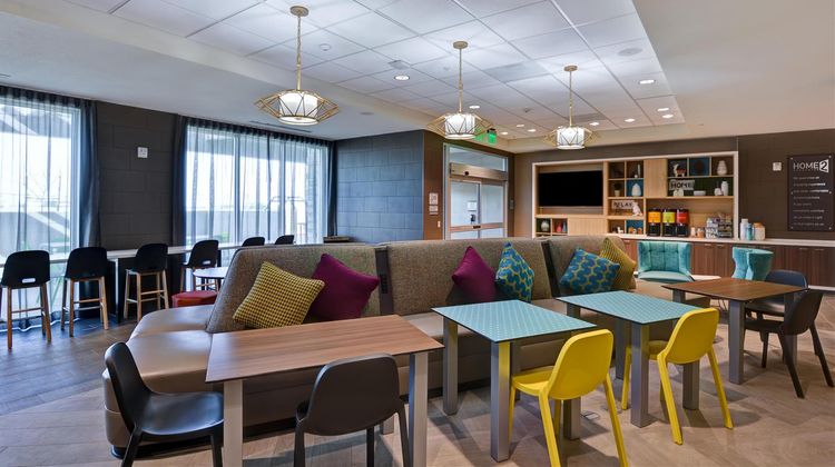 Home2 Suites by Hilton Palmdale Lobby
