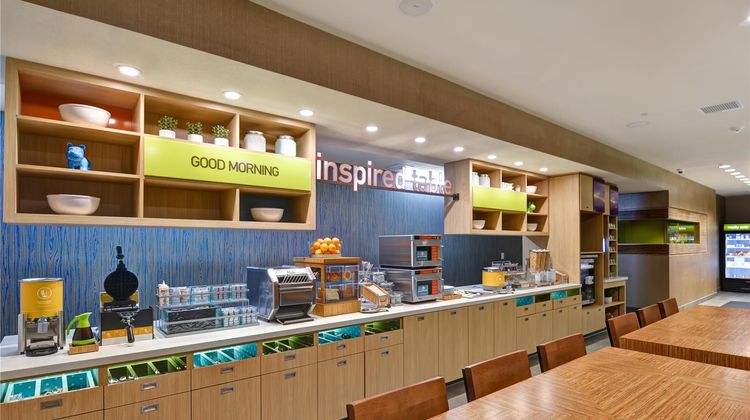 Home2 Suites by Hilton Palmdale Restaurant