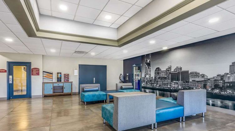 Clarion Inn Murfreesboro Old Fort Pkwy Lobby