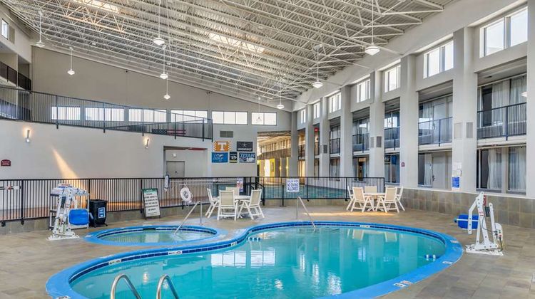 Clarion Inn Murfreesboro Old Fort Pkwy Pool