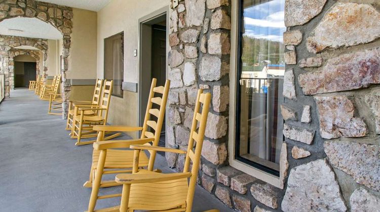 Econo Lodge Inn & Suites Other