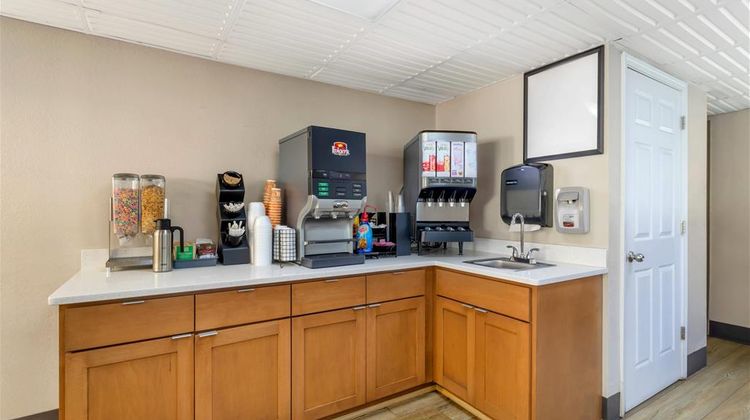 Econo Lodge Inn & Suites Restaurant