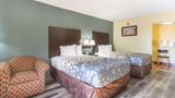 Econo Lodge Inn and Suites Clarksville Room