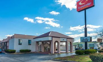 Econo Lodge Inn and Suites Clarksville