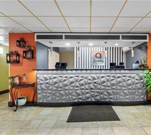 Quality Inn Hixson Lobby