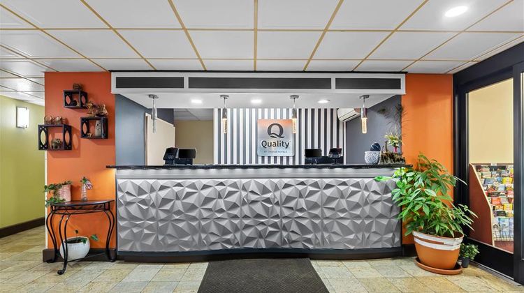 Quality Inn Hixson Lobby