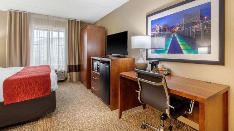 Comfort Inn & Suites Suite