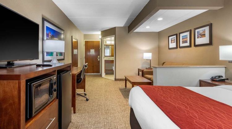 Comfort Inn & Suites Suite