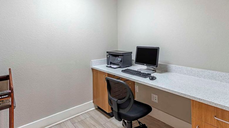 <b>Quality Inn & Suites Chattanooga Other</b>. Images powered by <a href="https://iceportal.shijigroup.com/" title="IcePortal" target="_blank">IcePortal</a>.