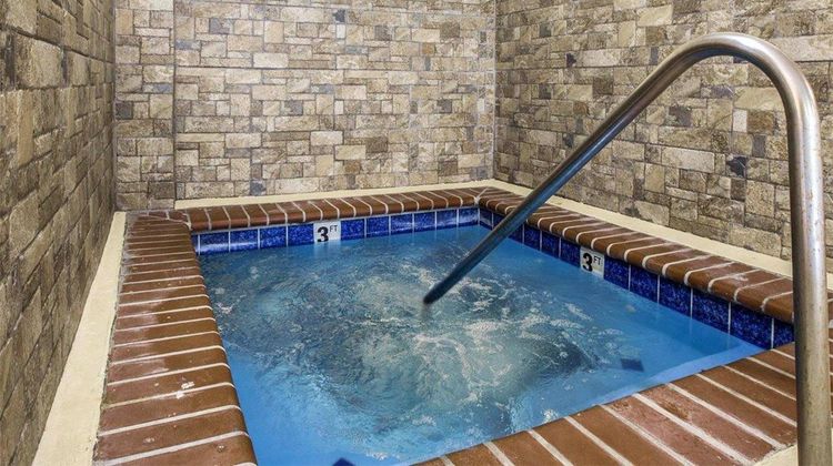 Comfort Inn & Suites Pool