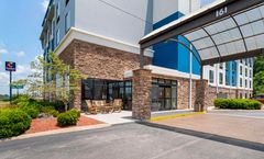 Comfort Suites