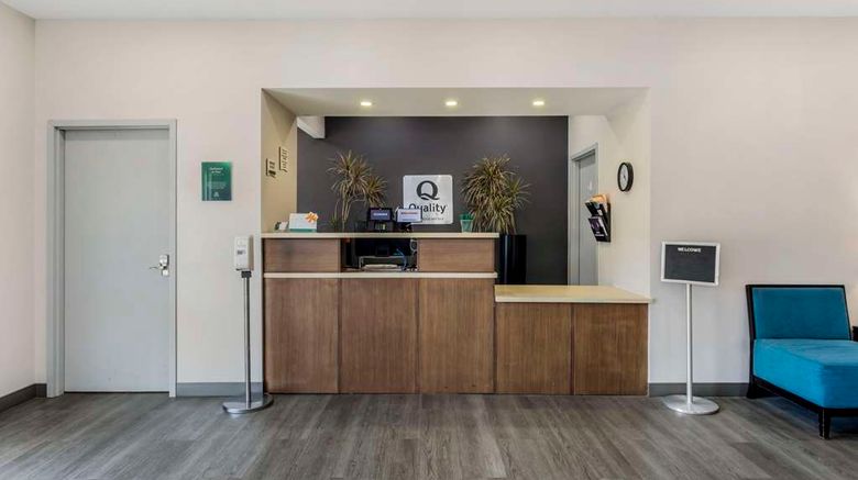 <b>Quality Inn Cookeville Lobby</b>. Images powered by <a href="https://iceportal.shijigroup.com/" title="IcePortal" target="_blank">IcePortal</a>.