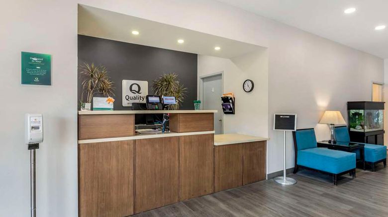 <b>Quality Inn Cookeville Lobby</b>. Images powered by <a href="https://iceportal.shijigroup.com/" title="IcePortal" target="_blank">IcePortal</a>.