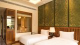 DoubleTree by Hilton Weerawila Rajawarna Room