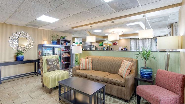 Quality Inn Lebanon Lobby