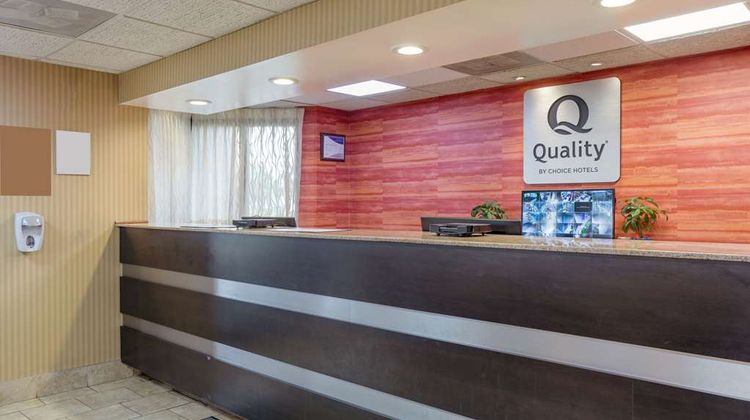 Quality Inn Lebanon Lobby