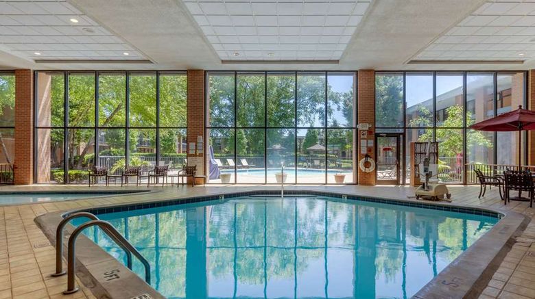 <b>Quality Inn Clarksville Pool</b>. Images powered by <a href="https://iceportal.shijigroup.com/" title="IcePortal" target="_blank">IcePortal</a>.