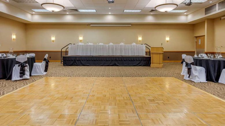 <b>Quality Inn Clarksville Meeting</b>. Images powered by <a href="https://iceportal.shijigroup.com/" title="IcePortal" target="_blank">IcePortal</a>.
