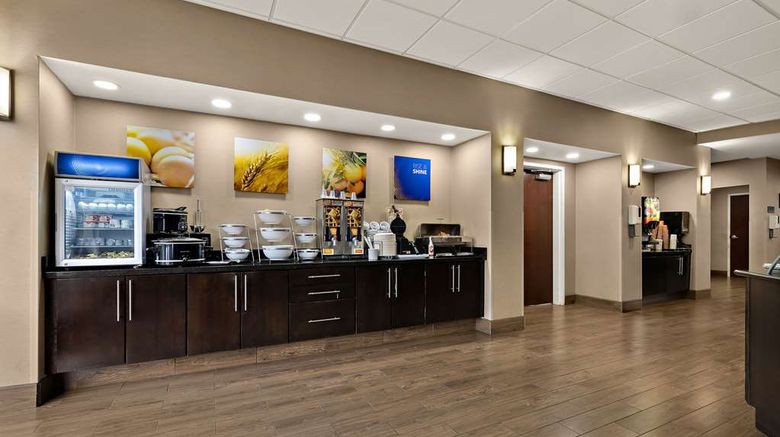 <b>Comfort Suites Nashville Restaurant</b>. Images powered by <a href="https://iceportal.shijigroup.com/" title="IcePortal" target="_blank">IcePortal</a>.